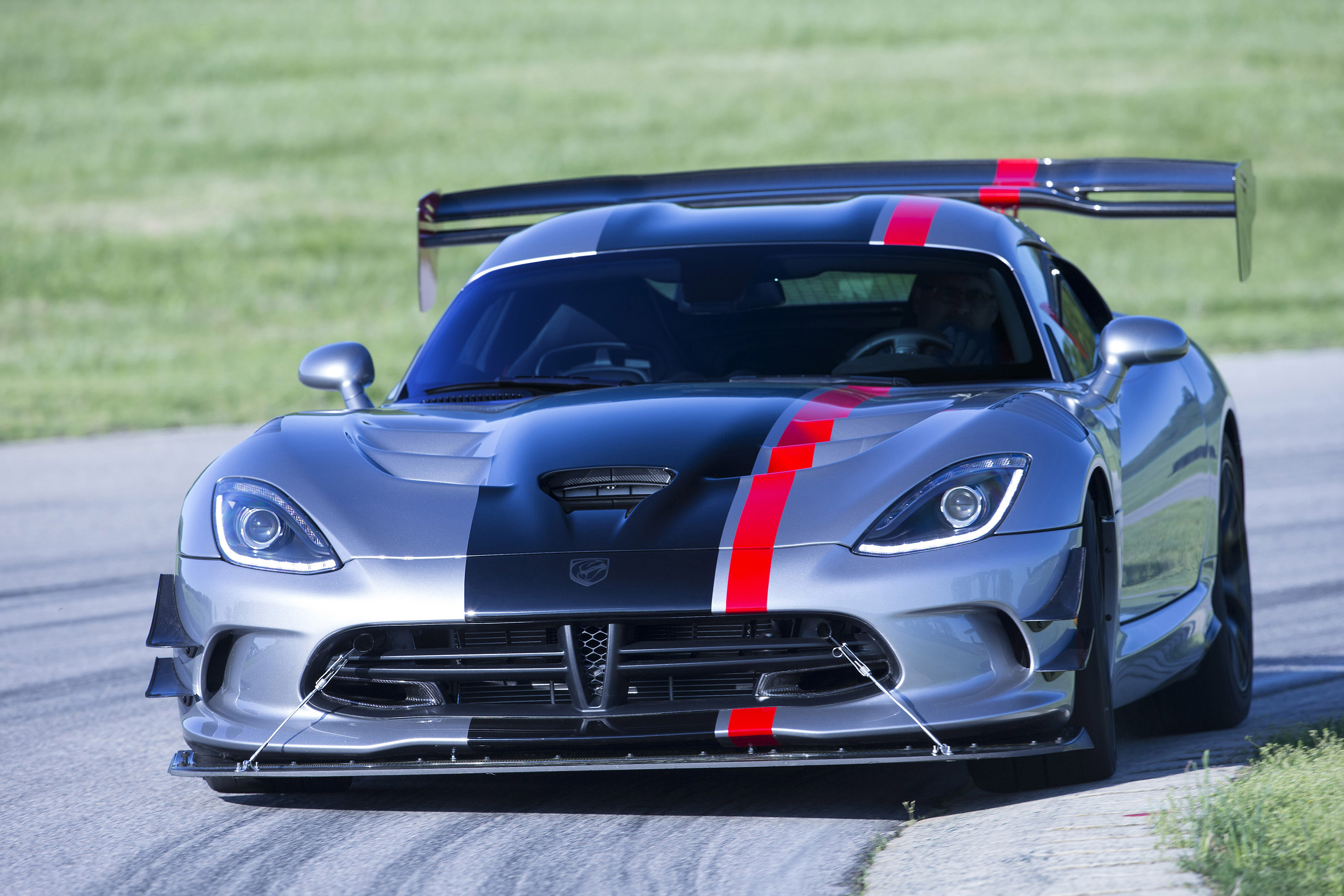 Dodge viper. Dodge Viper ACR. Додж Вайпер 2016. Dodge Viper ACR 2016. Dodge Viper ACR 2020.